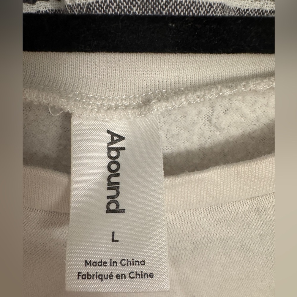 Abound Long Sleeve Top - Picture 3 of 3